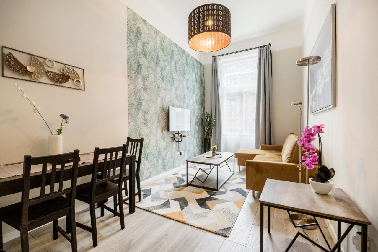 O Street 3 Bedroom Stylish Apartment Βουδαπέστη Εξωτερικό φωτογραφία